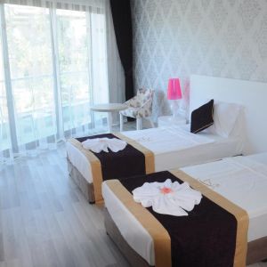 Hotel Raymar