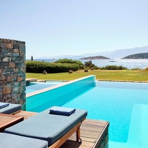 ST. NICOLAS BAY RESORT HOTEL and VILLAS