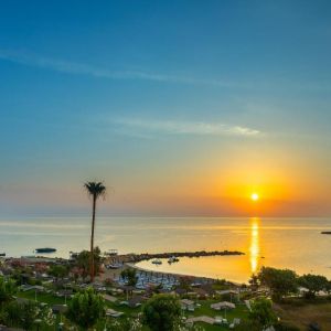 Hotel Cavo Maris Beach