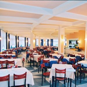 Atrium Hotel