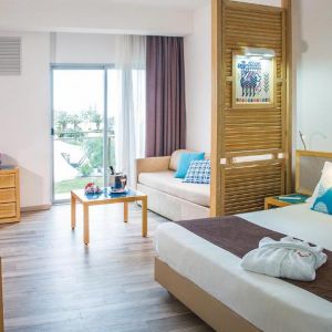 Hotel Baia di Conte Resort