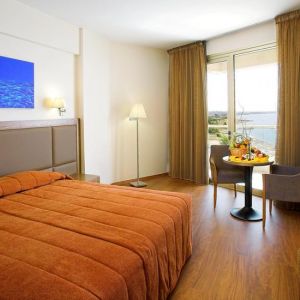 Hotel Golden Bay Beach