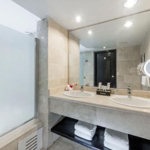 Hotel Ocean Blue and Sand Beach Resort