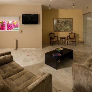 Elotia Hotel