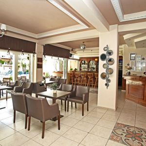 Hotel Sarantis