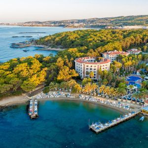 Hotel Utopia Resort and Residence