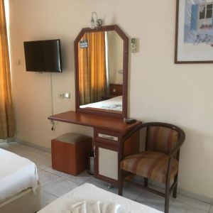 Muz Hotel