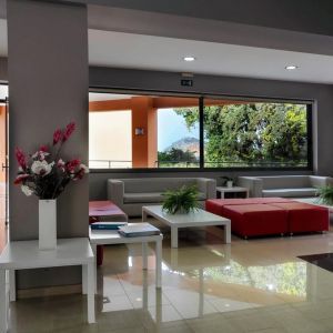 Sunrise Village Aparthotel