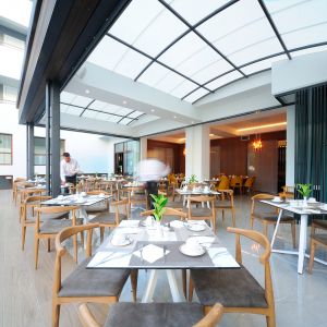 Atrium Ambiance Hotel