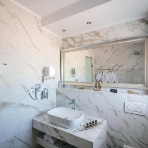 Hotel Matheo Villas and Suites