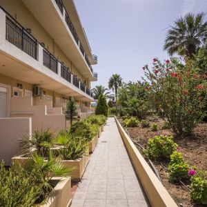 Vantaris Garden Hotel