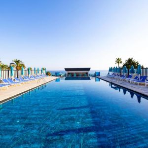 Hotel Granada Luxury Red