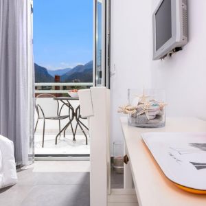 Angela Studios And Apartments Sissi