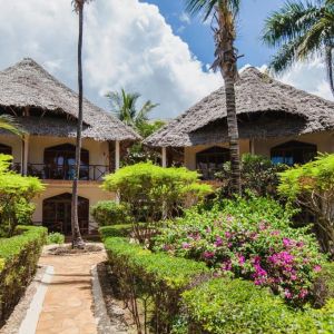 Hotel AHG Waridi Beach Resort and SPA