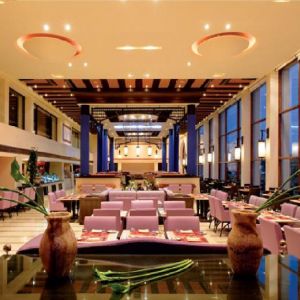 Hotel Grand Rotana Resort and Spa