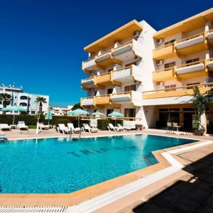 Hotel Trianta Apartments