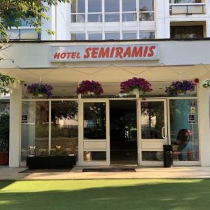 Safir Blue Resort Hotel Semiramis Saturn
