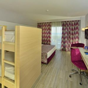 Hotel Sunmelia Beach Resort and Spa