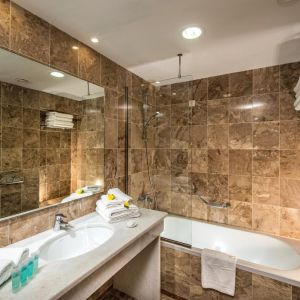 Hotel Annabelle Beach Resort