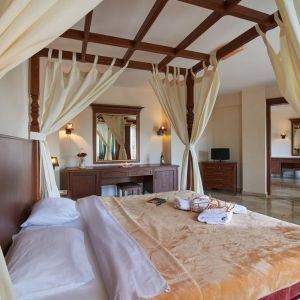 Hotel Toroni Blue Sea