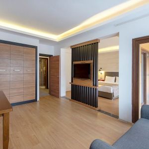 Hotel Utopia Resort and Residence
