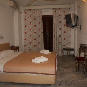 HOTEL BLUE FOUNTAIN