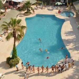 Hotel Asrin Beach
