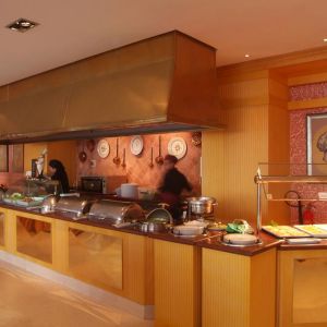 Grupotel Playa de Palma Suites and Spa