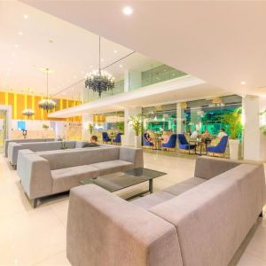 Tasia Maris Seasons Hotel