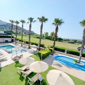 Hotel Cavo DOro