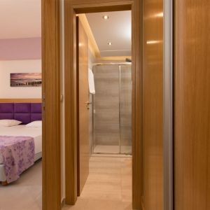 Eltina Hotel