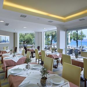 Hotel Molos Bay