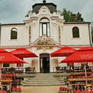 Hotel Maestro Vatra Dornei