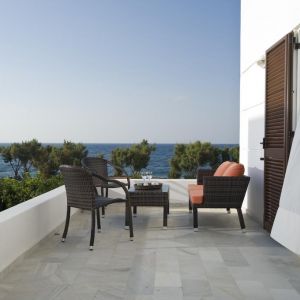 Maritimo Beach Hotel