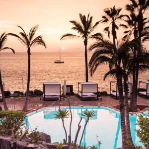 Hotel Jardin Tropical