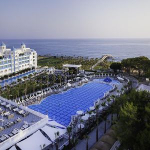 Hotel Rubi Platinum Spa Resort and Suites