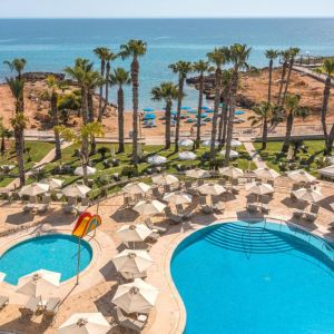 Hotel Louis Althea Beach