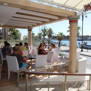 Hotel Astron