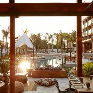 The Syntopia Hotel