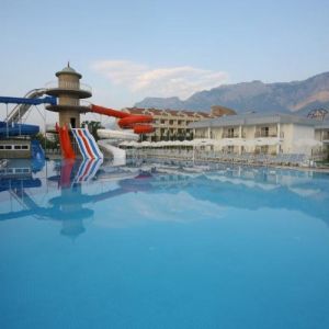 Hotel Transatlantik Ex. Queen Elizabeth