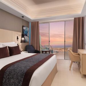 Amanti MadeForTwo Hotels