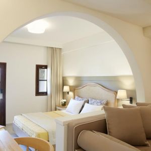 Simantro Resort Hotel