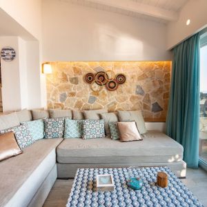 Ekati Mare Hotel and Suites