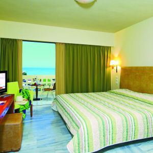 Hotel Santa Marina Beach