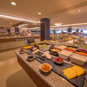 Hotel Golden Donaire Beach