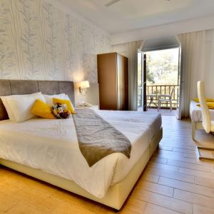 Hotel Kalyves Beach