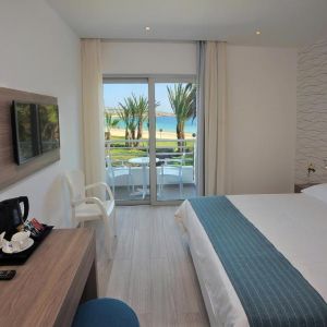 Okeanos Beach Boutique Hotel