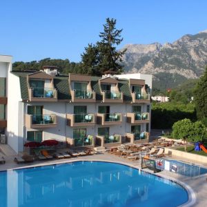 Hotel Batont Garden Resort