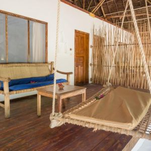 Hakuna Majiwe Beach Lodge