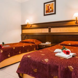 Hotel Kleopatra Ada